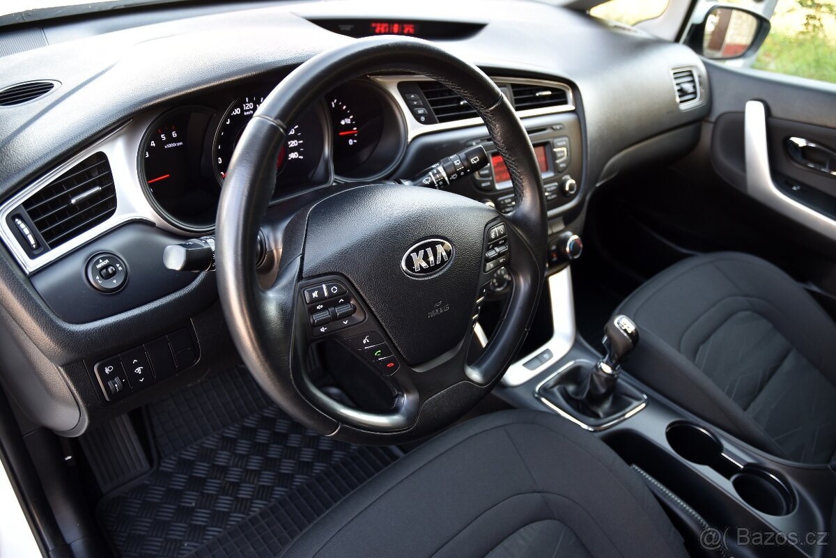 Kia Ceed kombi 1.6 CRDi 100 kW 6st,TEMP,KLIMA,FACE,ČR,DPH - 8
