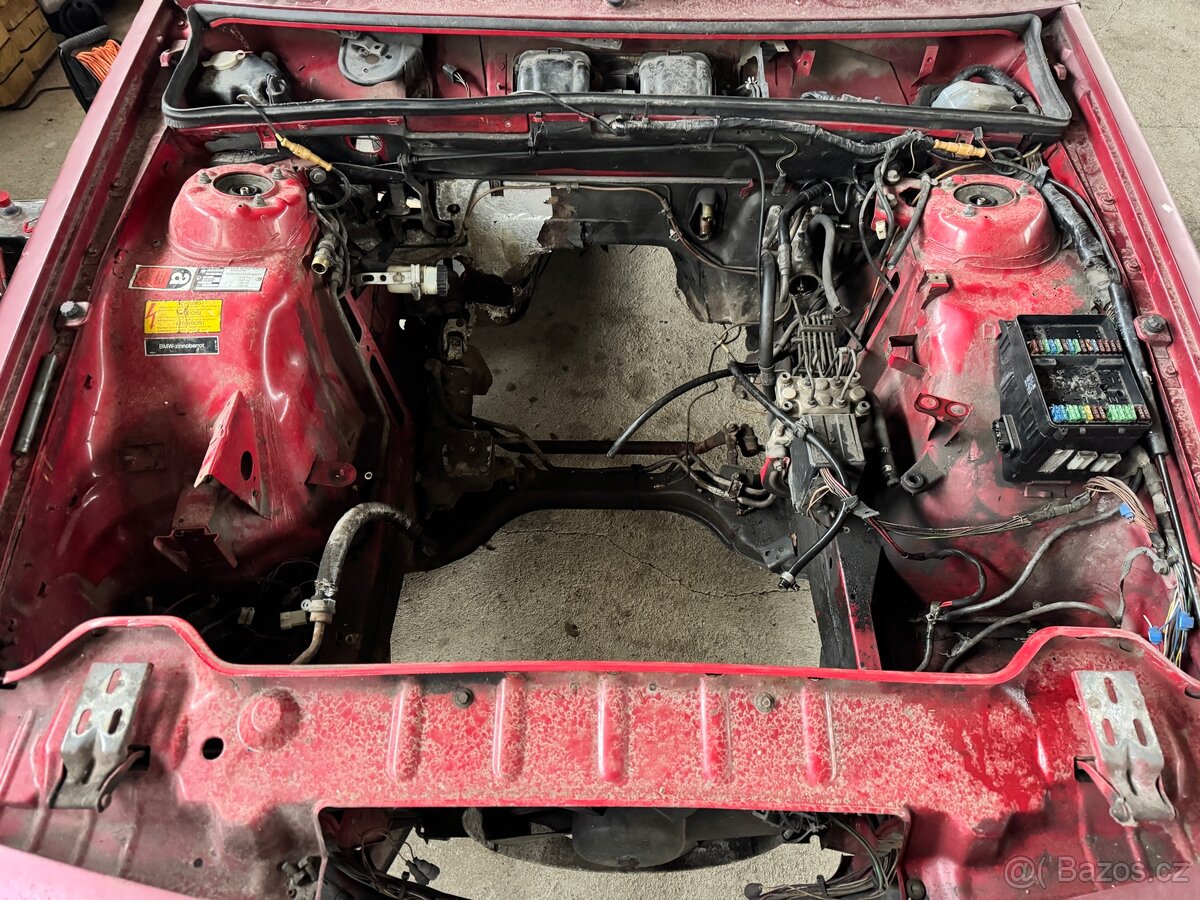 BMW 635 CSi - karoserie - 8