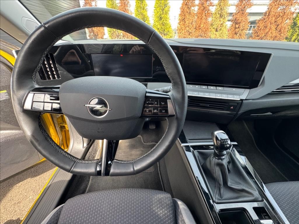Opel Astra 1,2 (2023) - 8