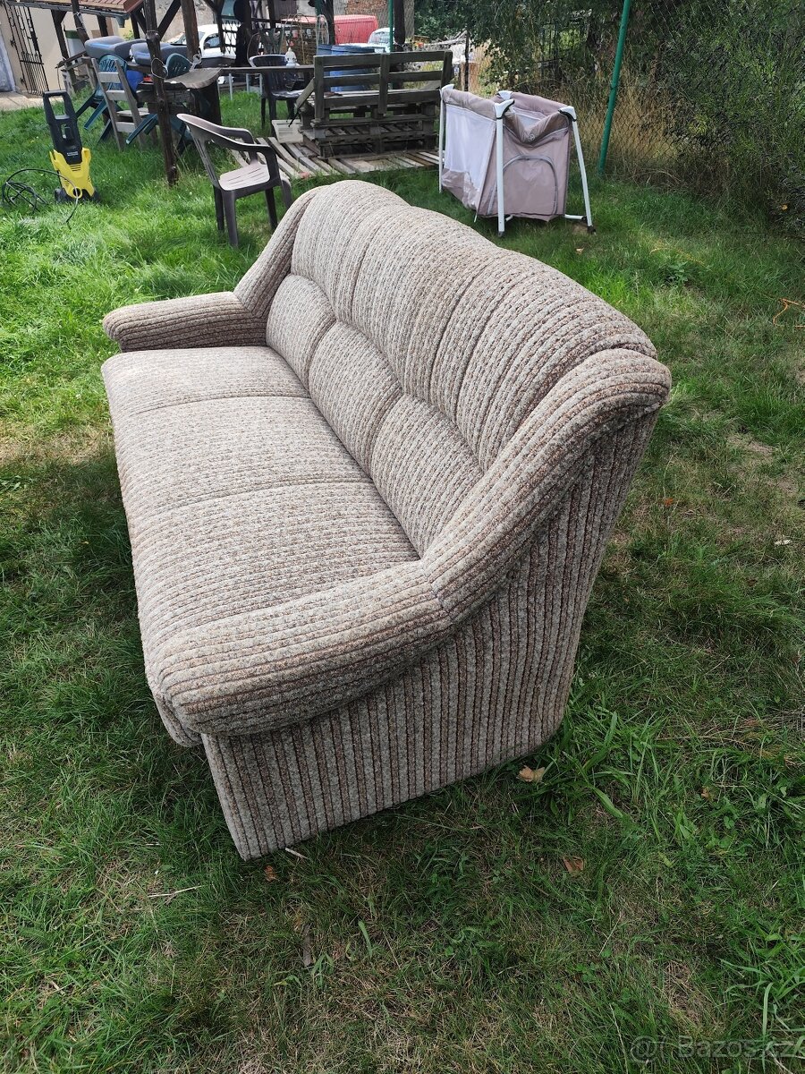 Rozkládací sedačka - 8