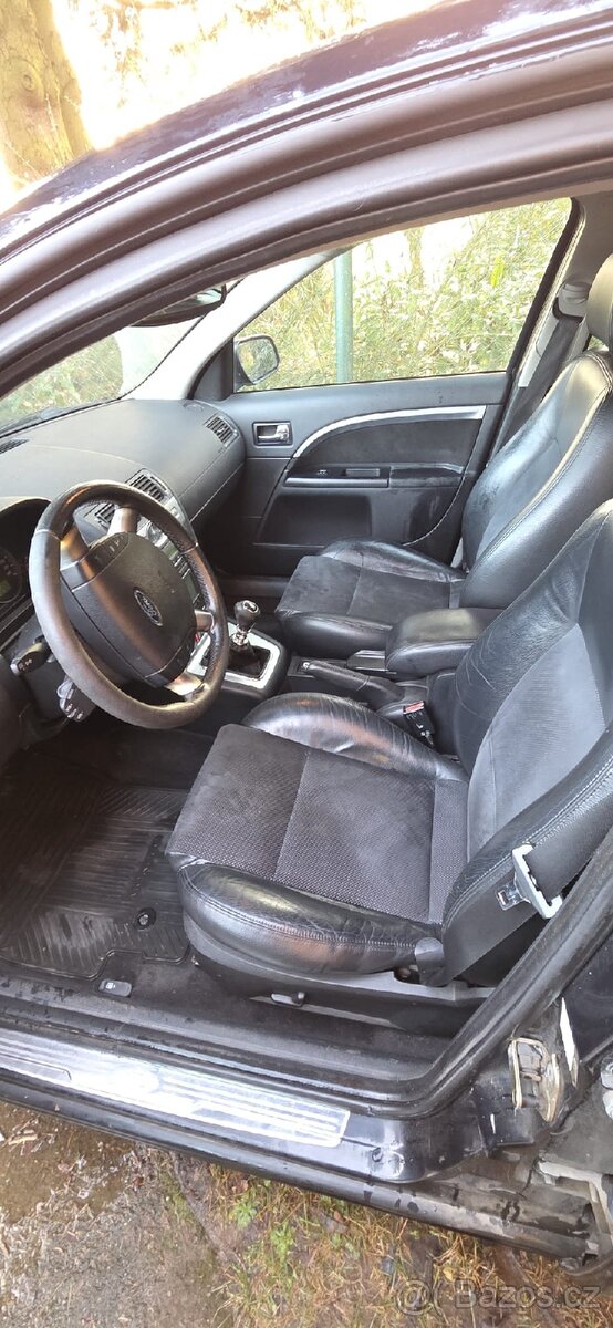 Prodám Ford Mondeo kombi 2.2D 155 k., STK do 07/2027 - 8