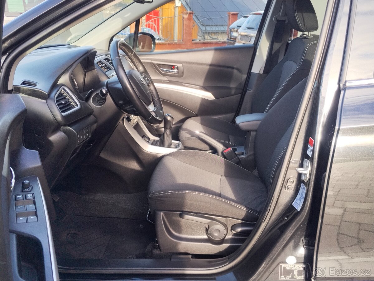Suzuki SX4 S-Cross 1,6i 88Kw r.v.8/2016 najeto 89700Km - 8
