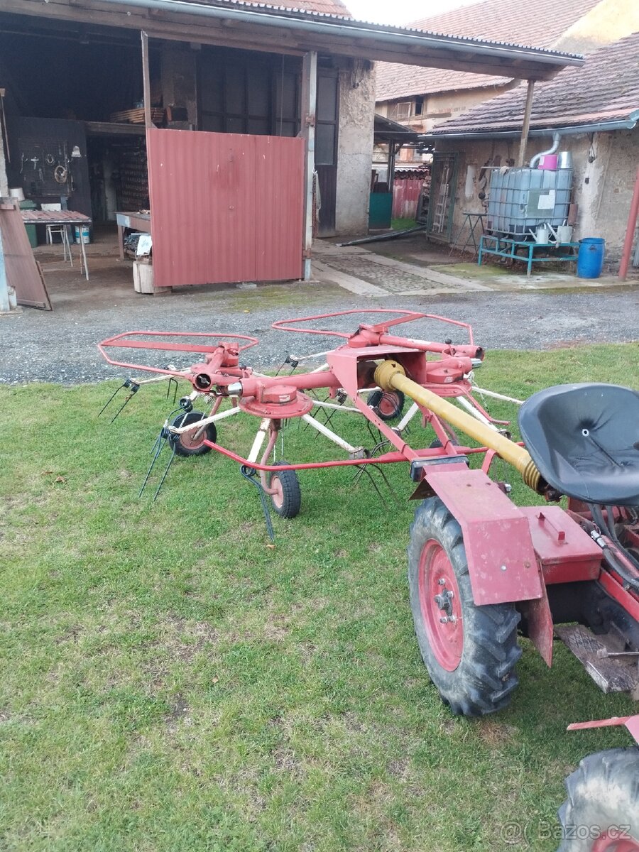 Obraceč sena FAHR KH 40 - 8