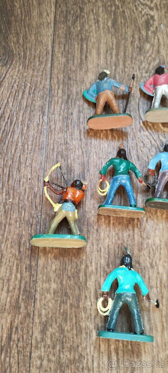 Indiáni figurky 2 z NDR - 8