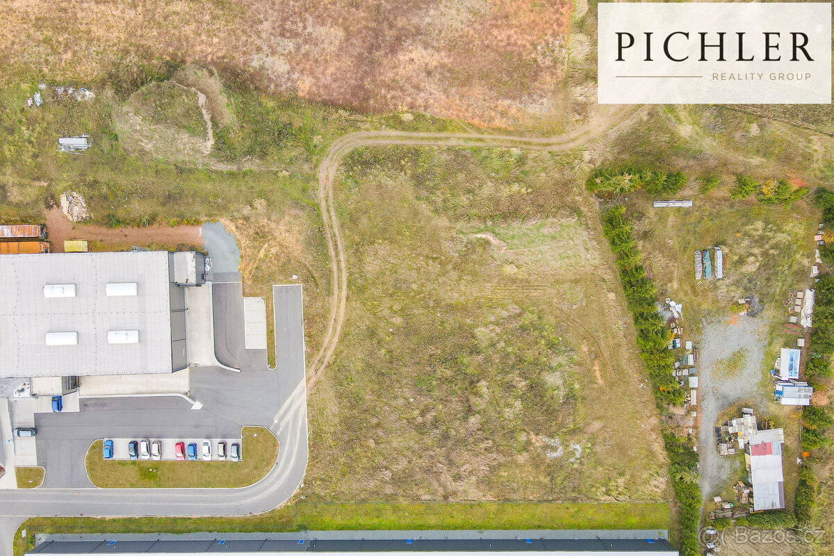 Pronájem komerčního pozemku 4866 m² - 8