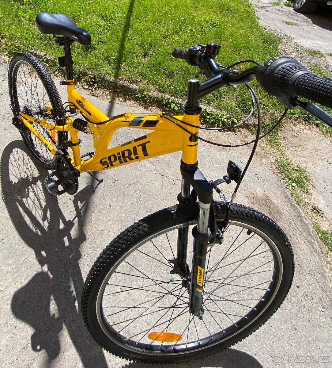 Plně horské kolo 26" ACTIVE - 8