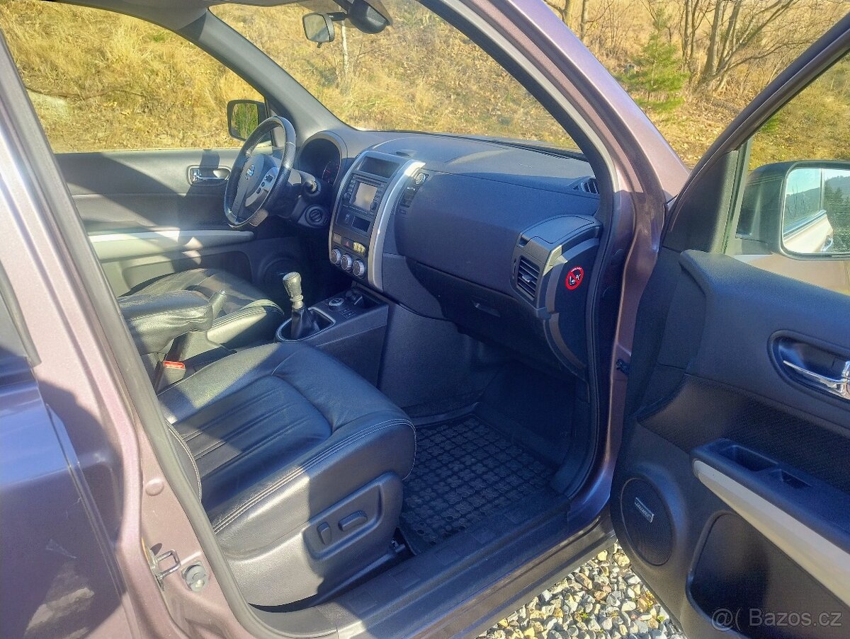 Prodám Nissan X-trail - 8