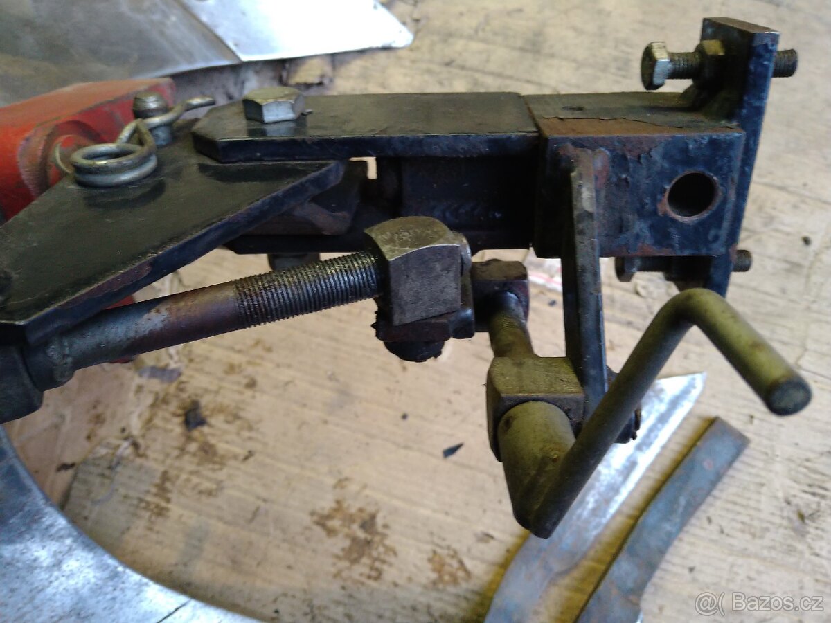 Pluh oboustranný APH 352 na VARI + těleso ocel - 8