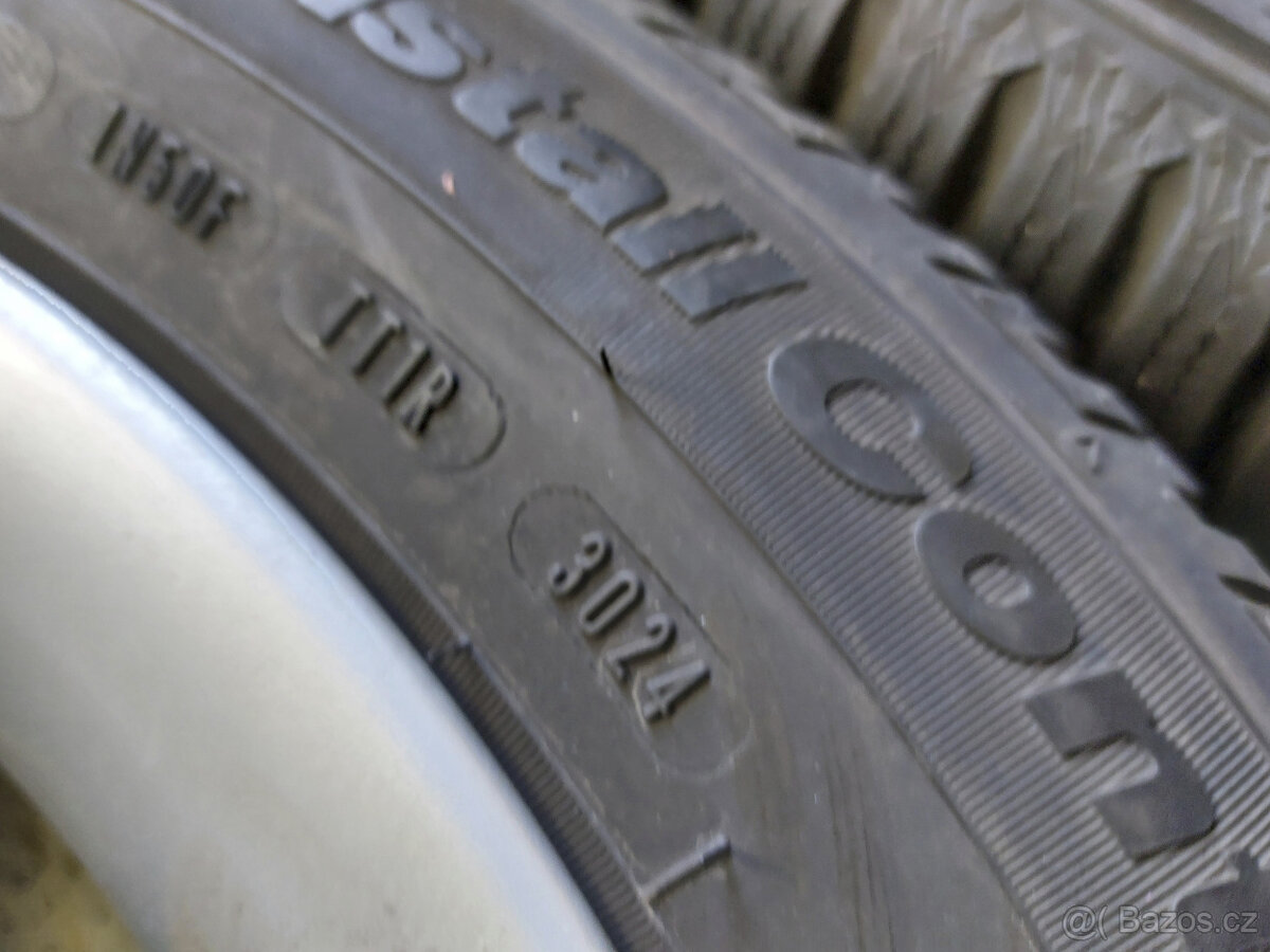 Originál alu kola 16" na Škoda Scala zimní pneu - 8