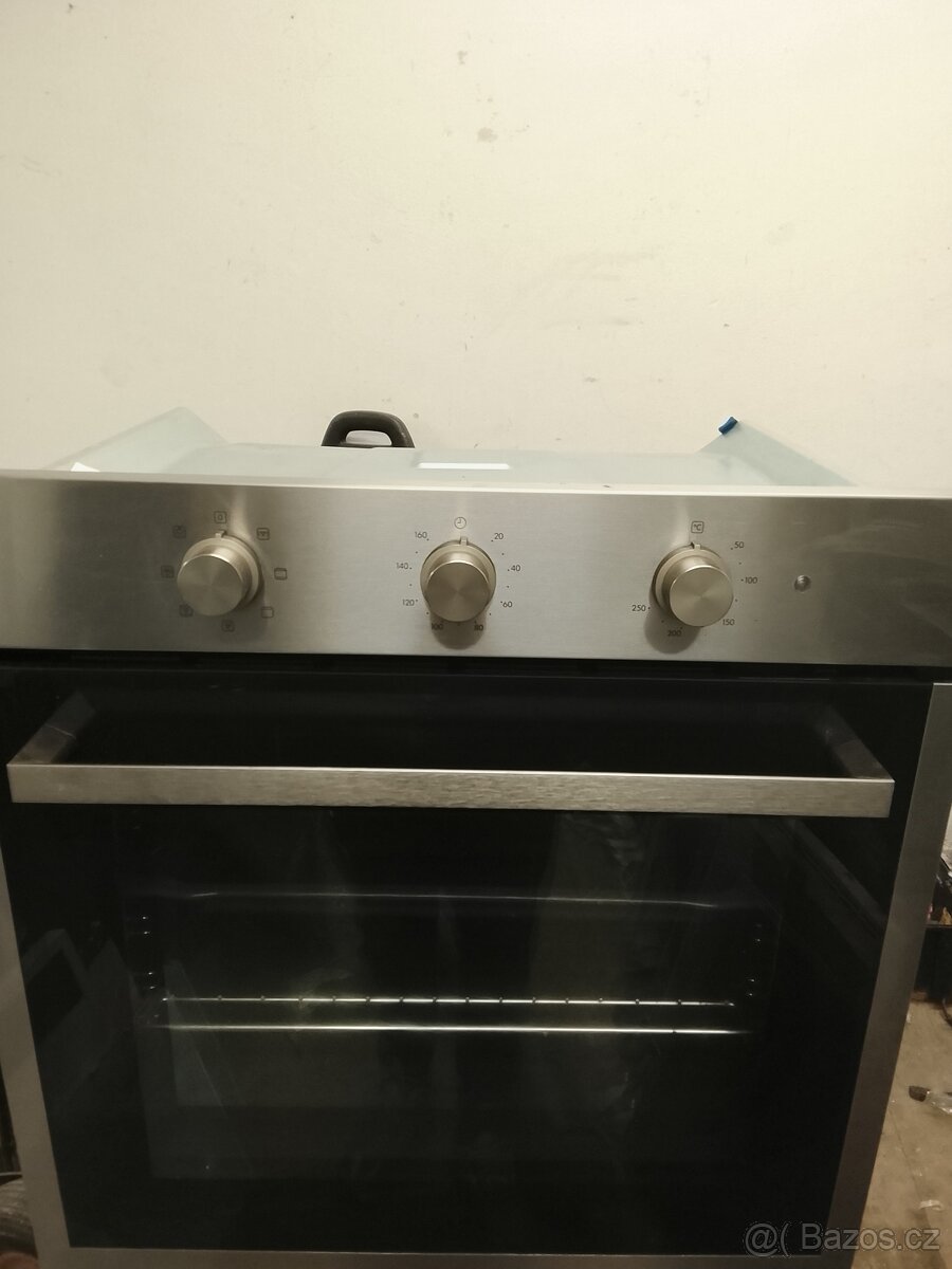 Vestavná trouba IKEA - 8