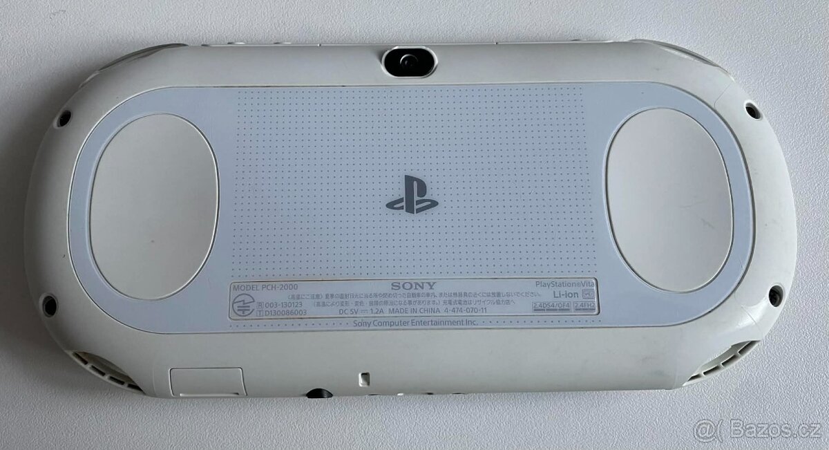 PS Vita 2000 White ( Slim ) + 64gb - 8