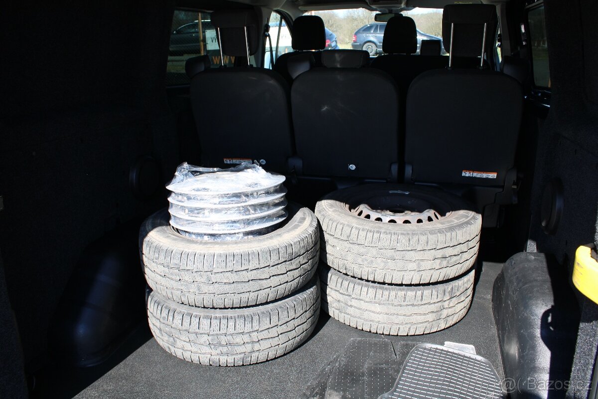 Ford Transit Custom 2,0ECoBlue 77KW, Trend L1 ČR, r.v. 2018 - 8