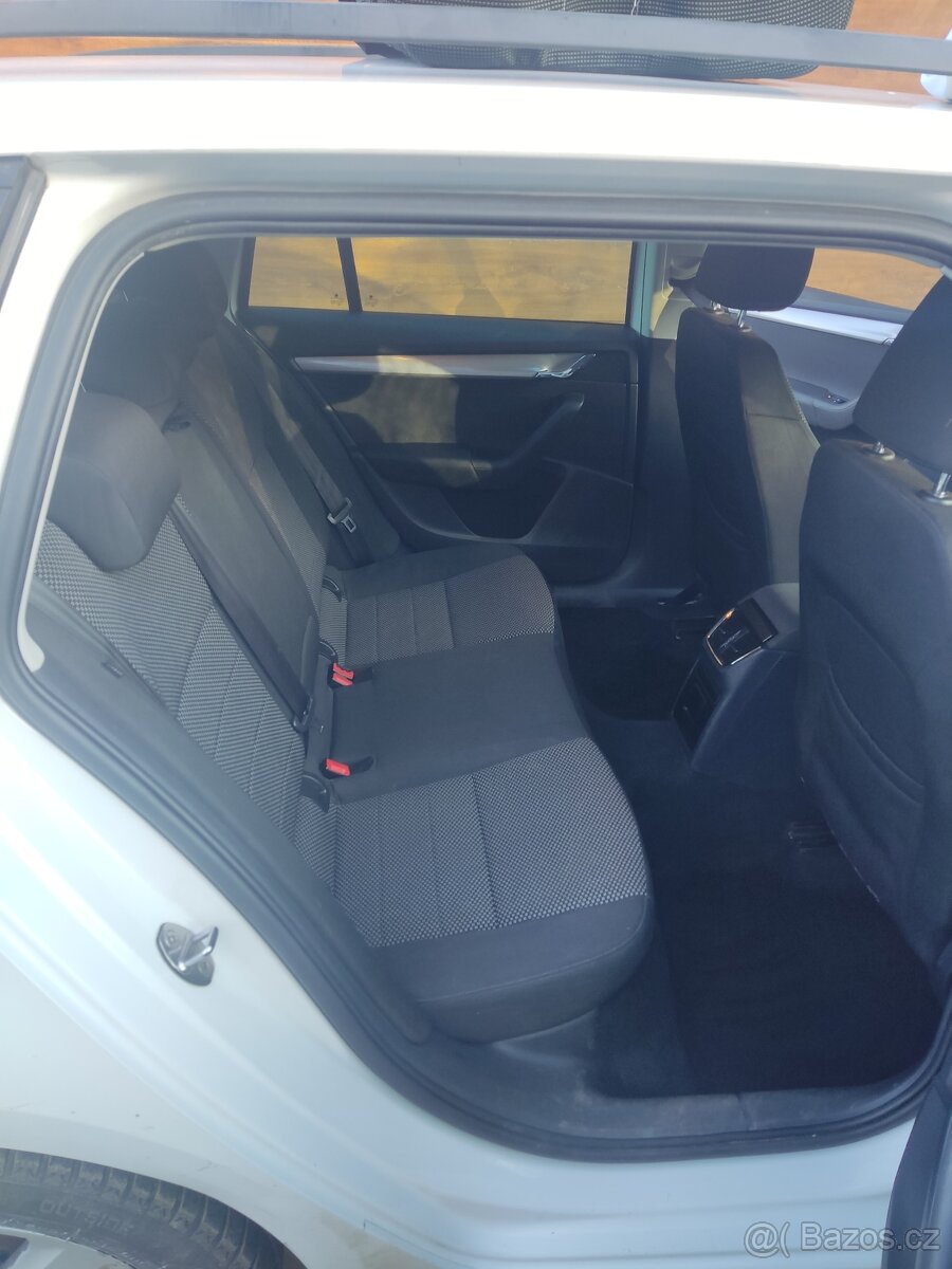 Škoda Octavia 3 1.6 TDI 4x4 - 8