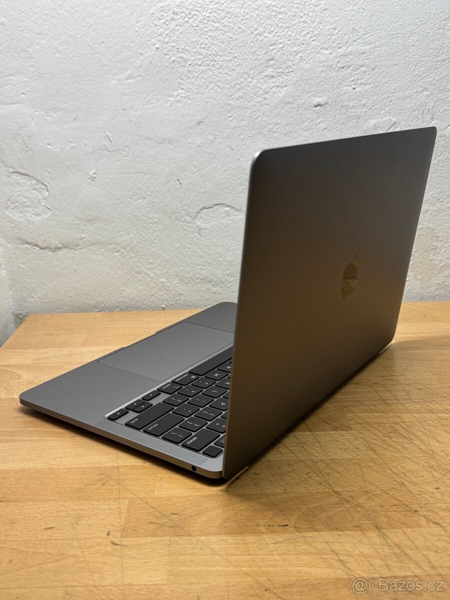 MacBook Pro M1 2020 CTO /16GB RAM/256GB SSD/Záruka - 8