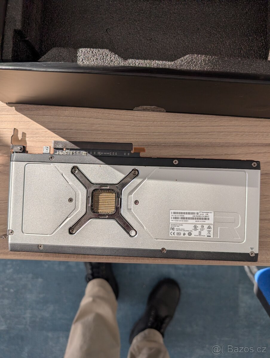 AMD Radeon™ RX 6900 XT - 8