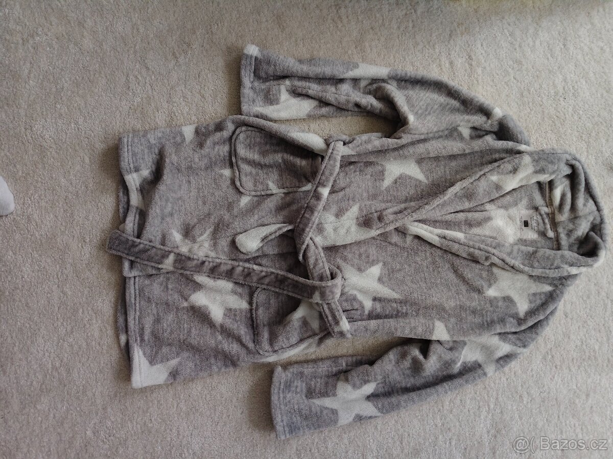 Dámské oblečení - 8