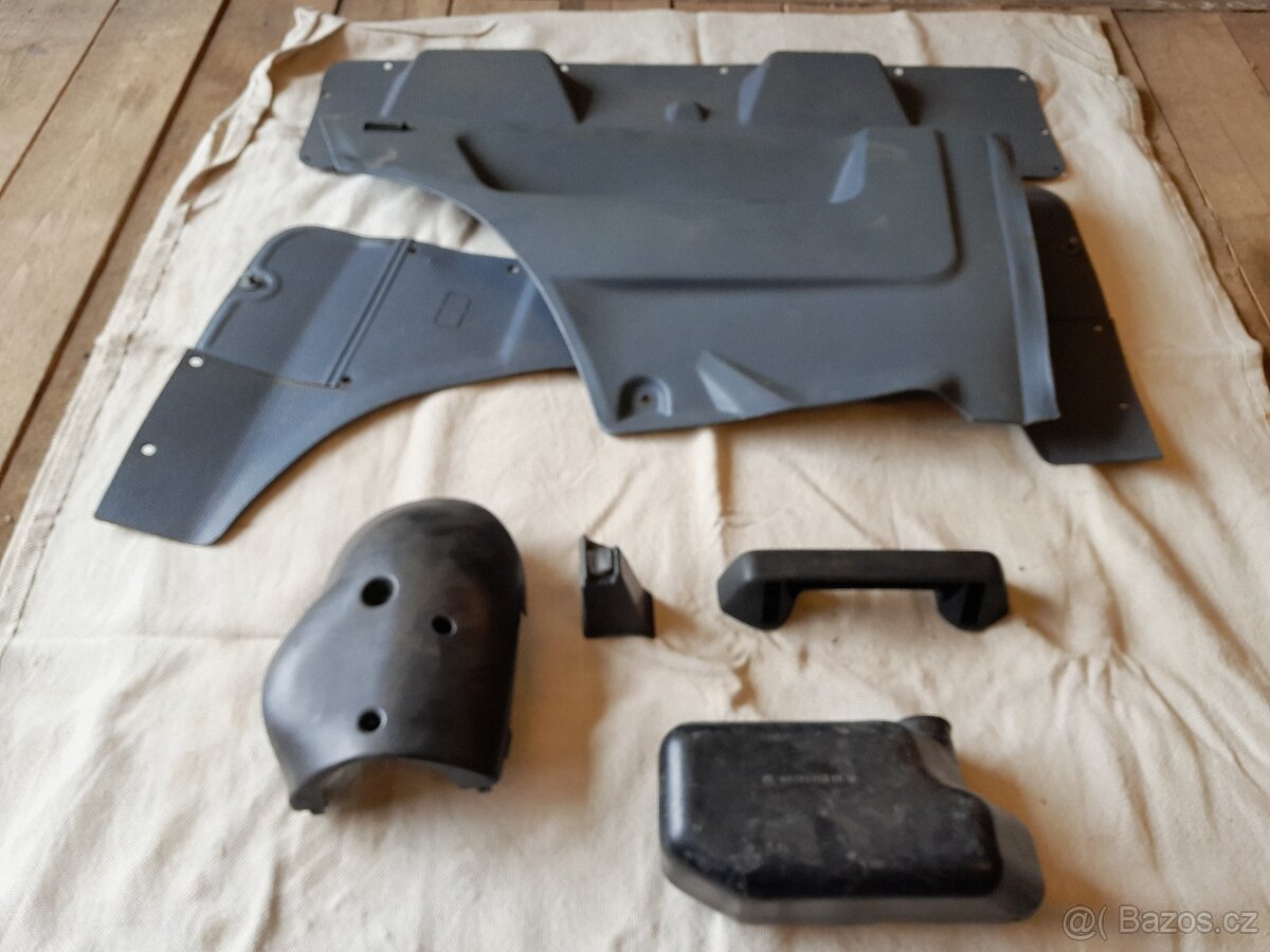 Opel Corsa A - náhradní díly - 8