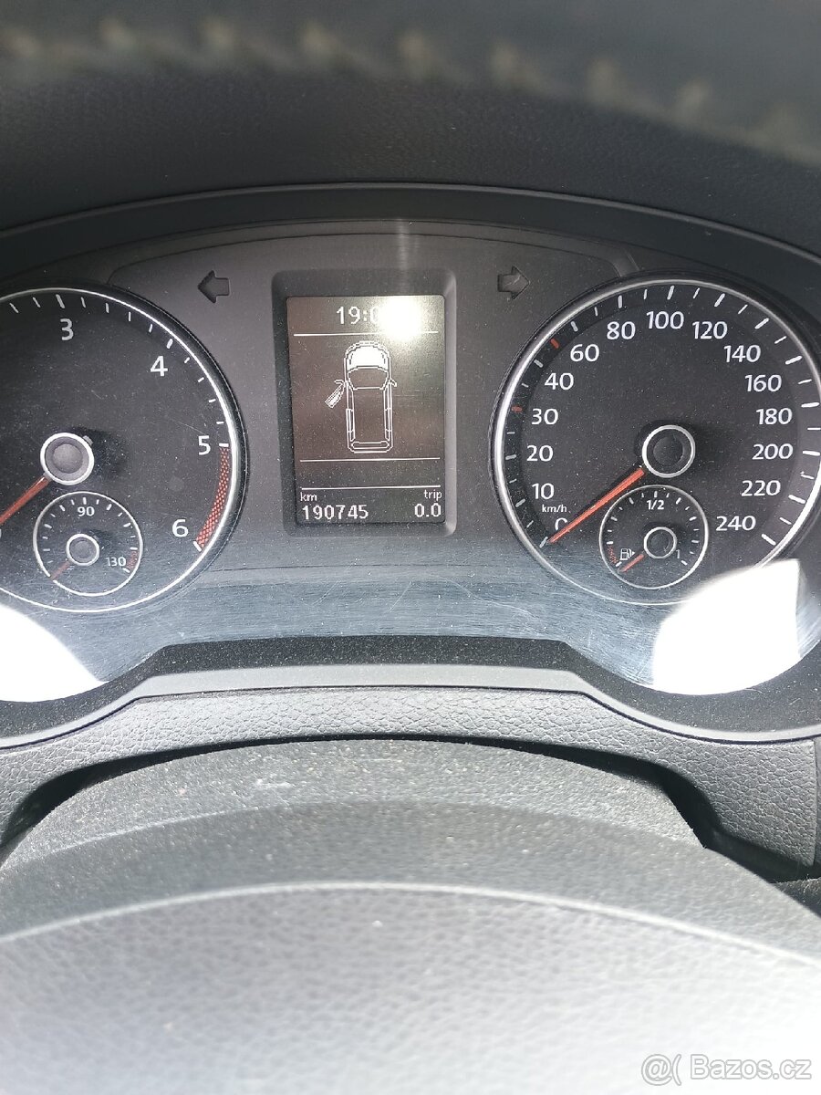 SEAT ALHAMBRA TDI 103kw 7.mist Airbagy-OK - 8