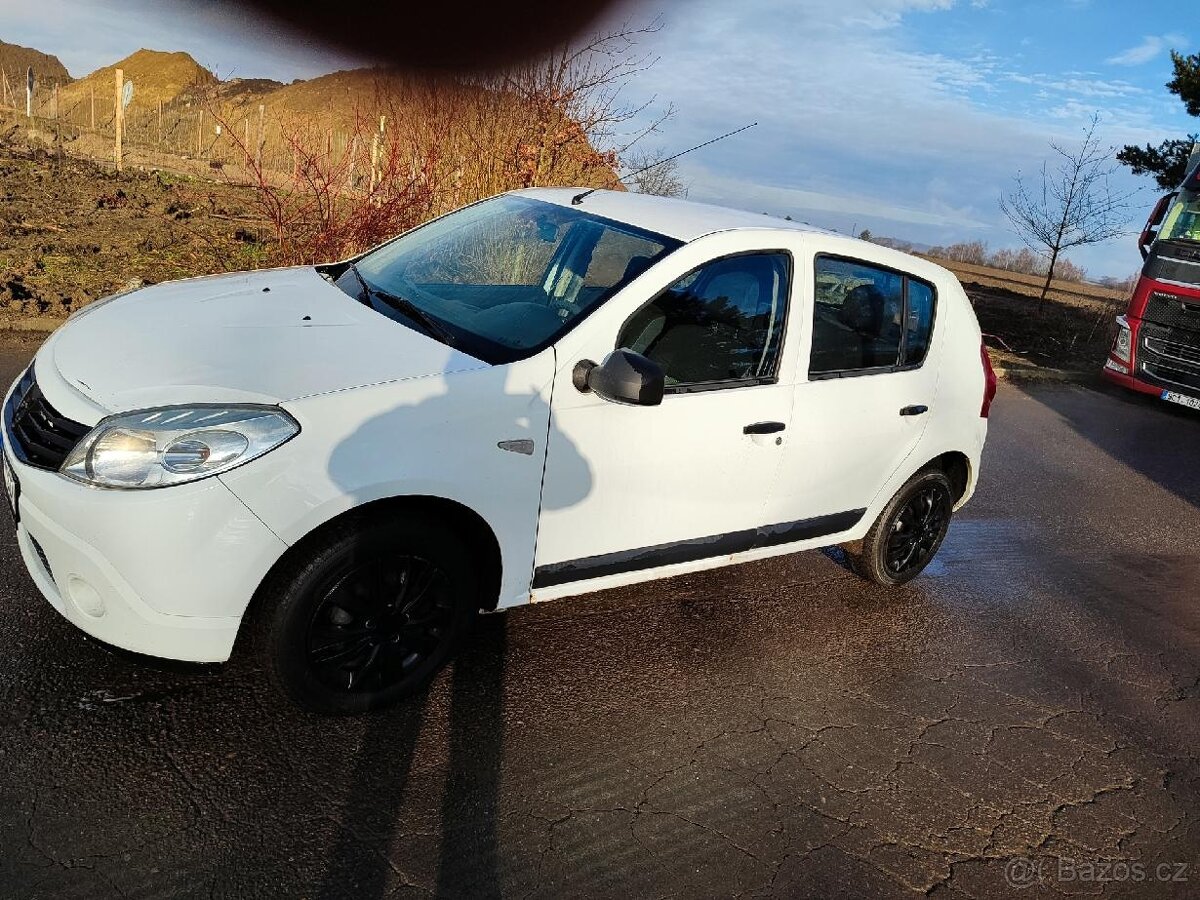 Prodám Dacia Sandero - 8