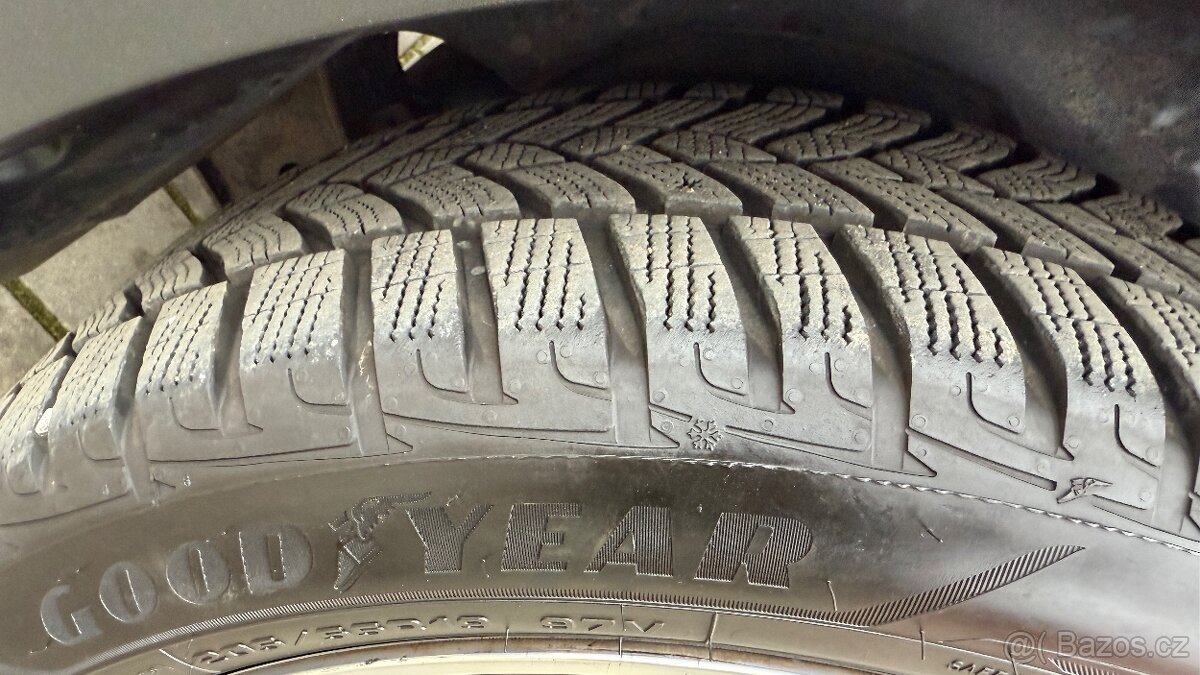 Peugeot 3008 //1.2//96kW//BENZÍN//PureTech//ALLURE//1.MAJ// - 8