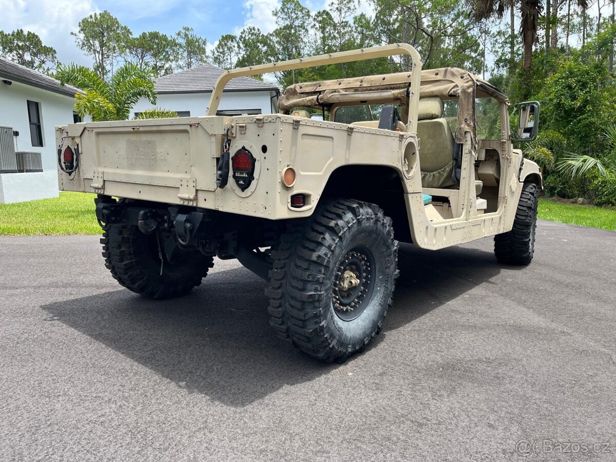 Hummer H1 Humvee - 8