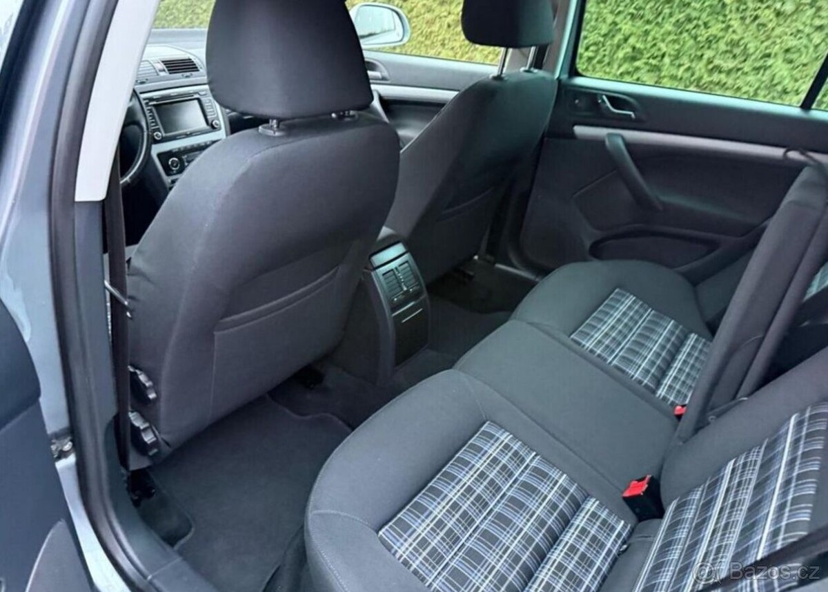 Škoda Octavia 1,4TSi/90kw ,serviska nová STK benzín - 8