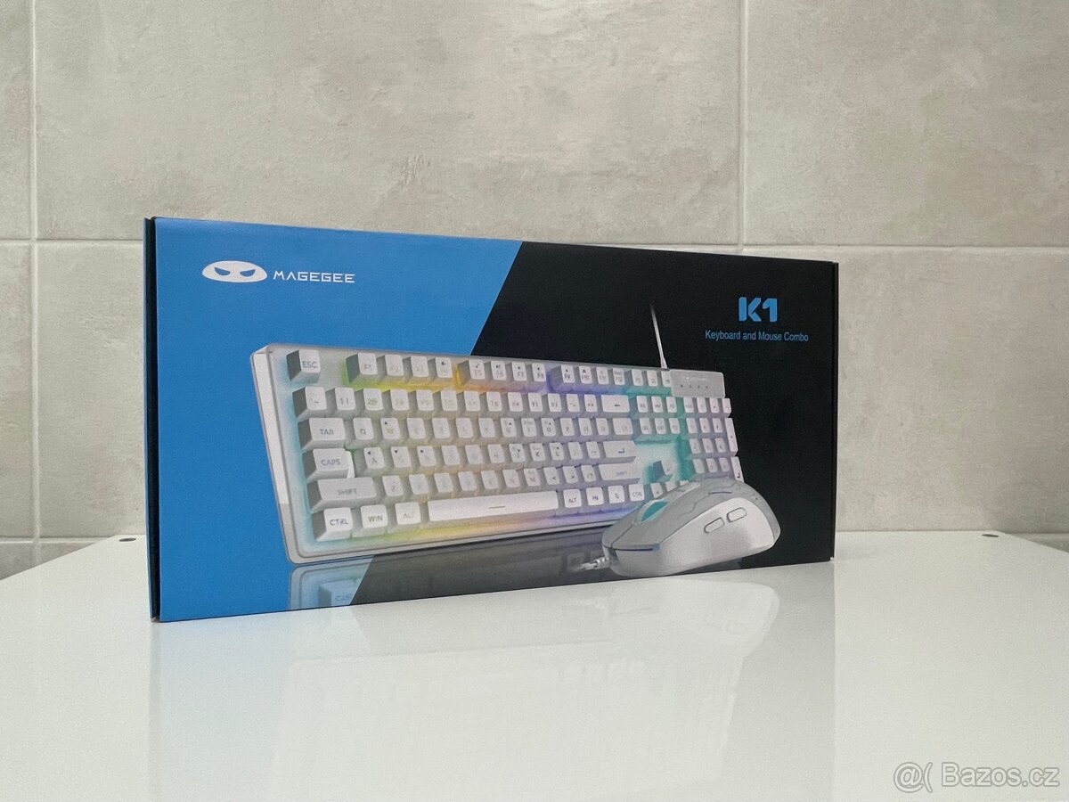 Dodatky na počítač - 8