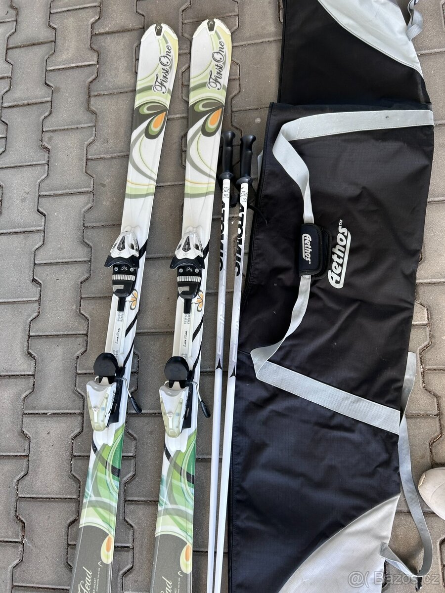 Dámské lyže Head, hůlky, přilba + brýle, kukla - 8