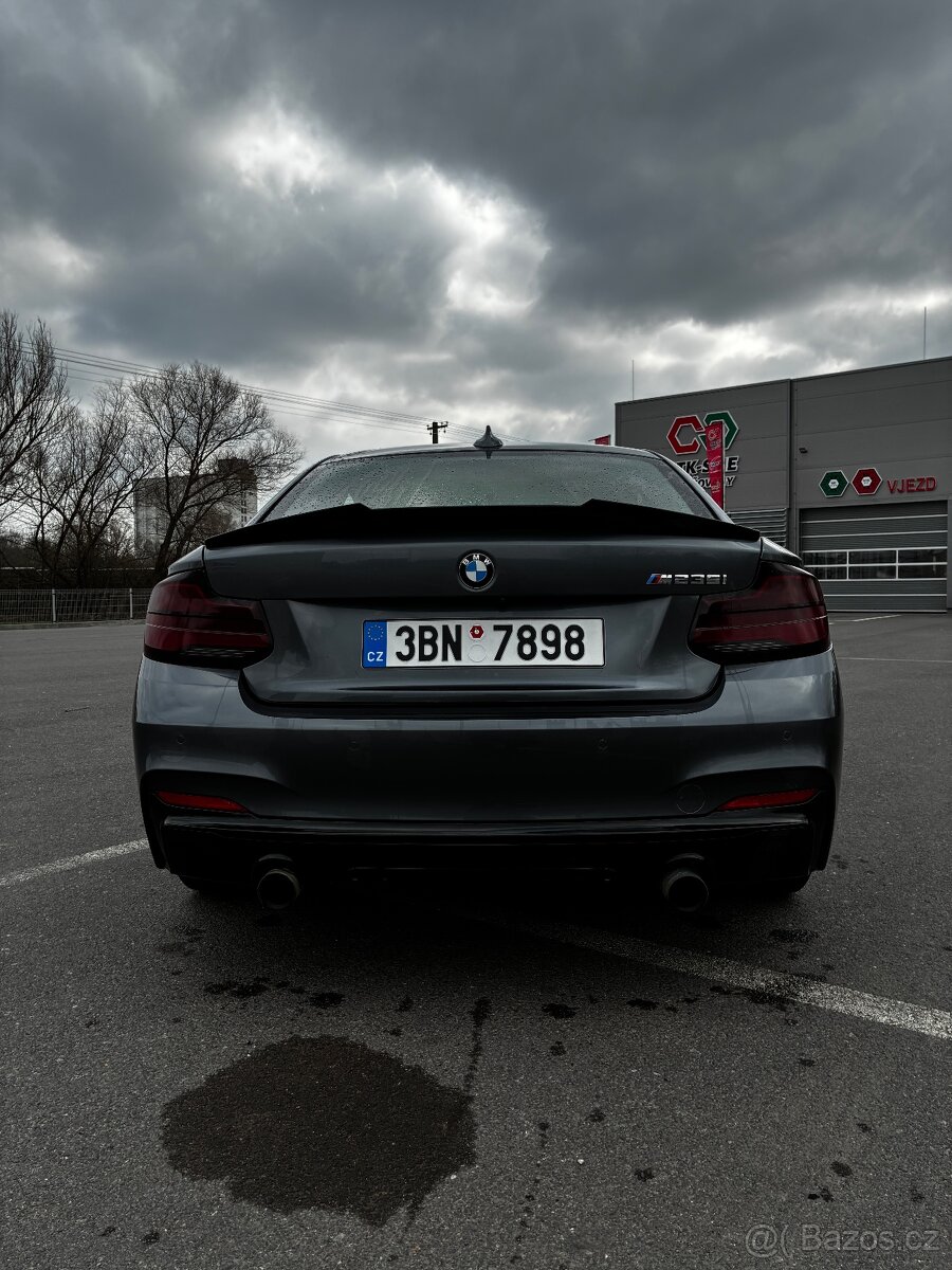 BMW M235i - 8