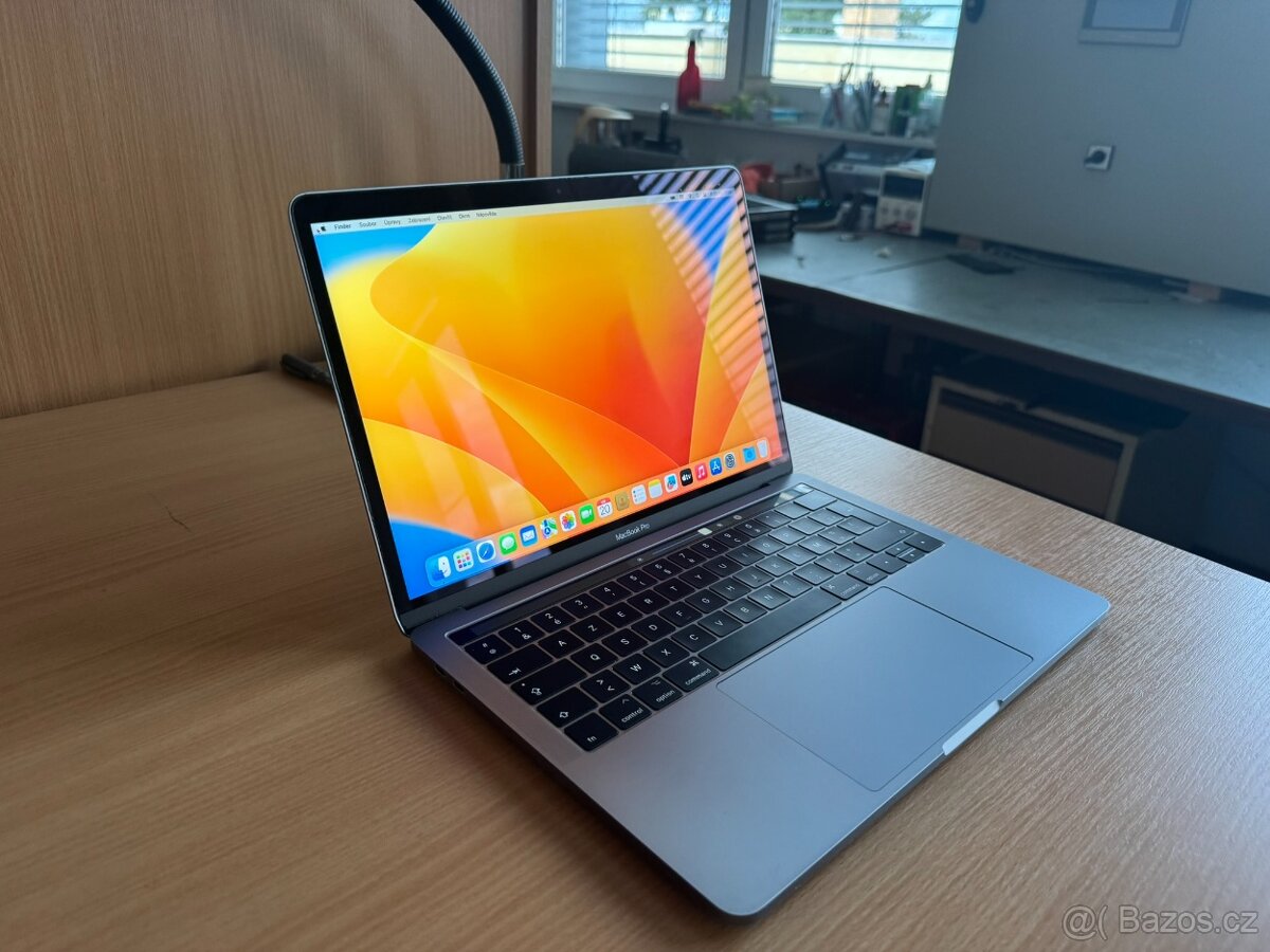 Apple Macbook Pro 13'' 2017 i5, 16GB, 256 SSD - 8