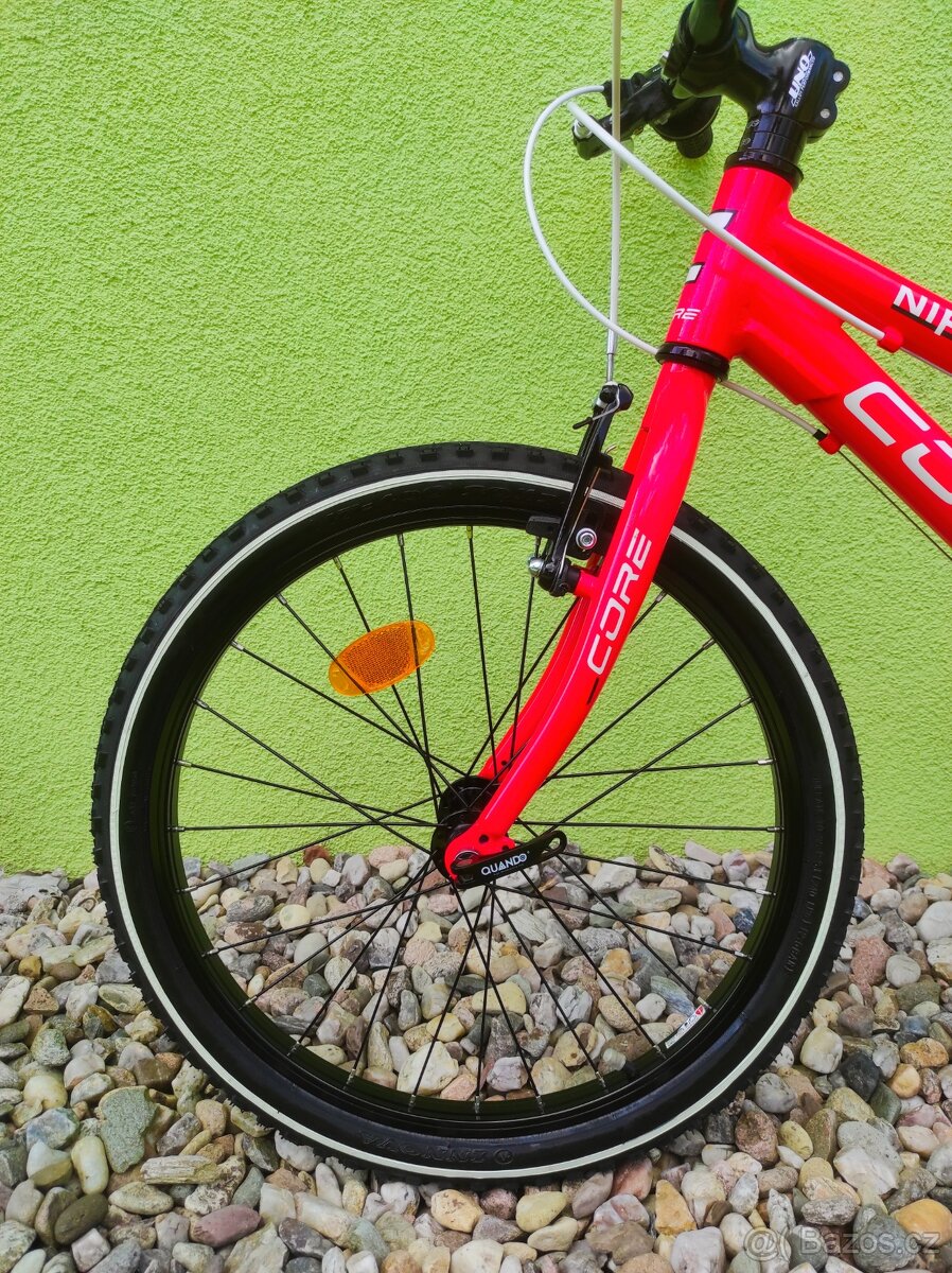 Značkové kolo CORE NIPPER 20" (růžová neonová) - 8