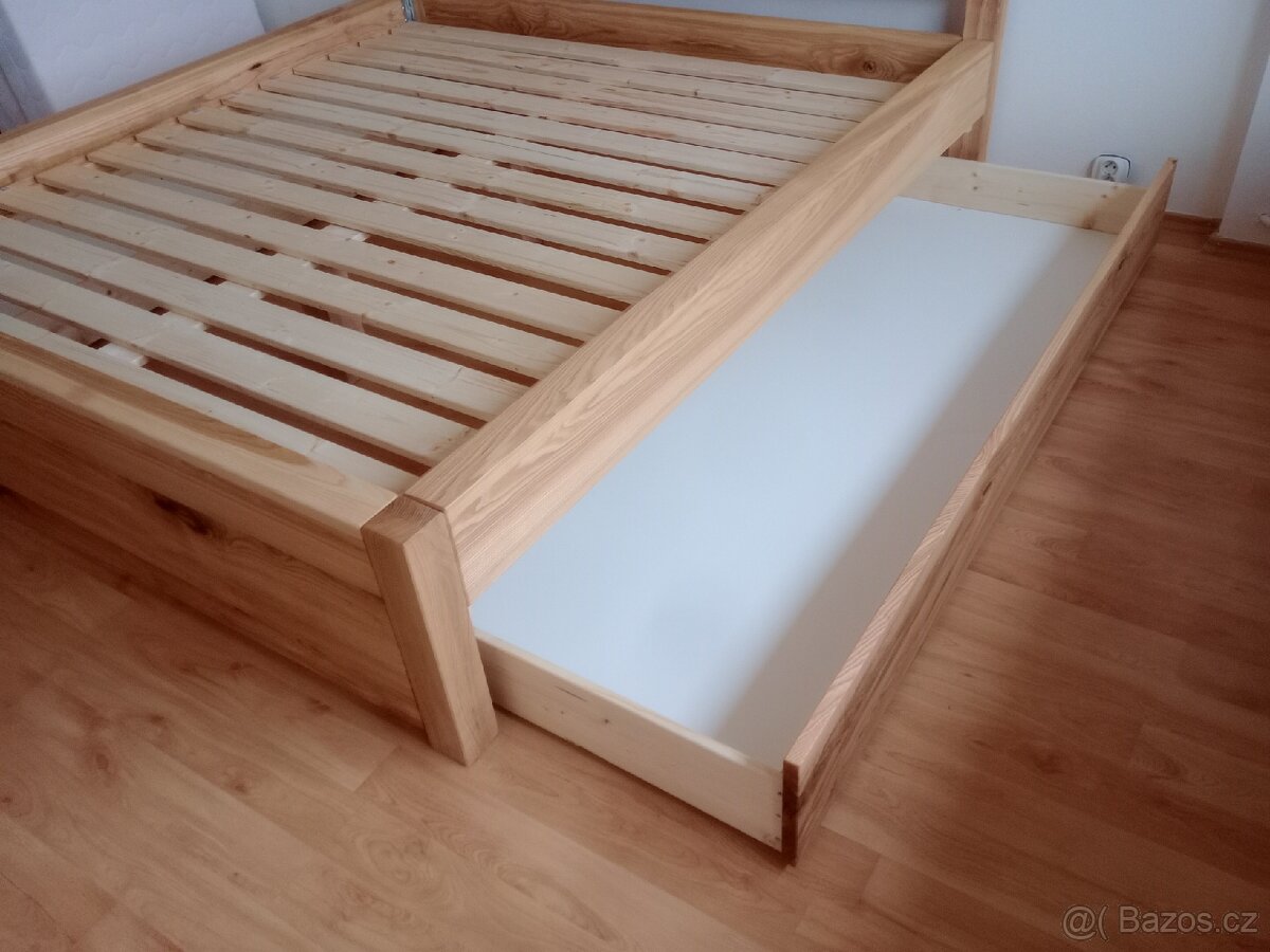 Manželská postel masiv jasan - 8