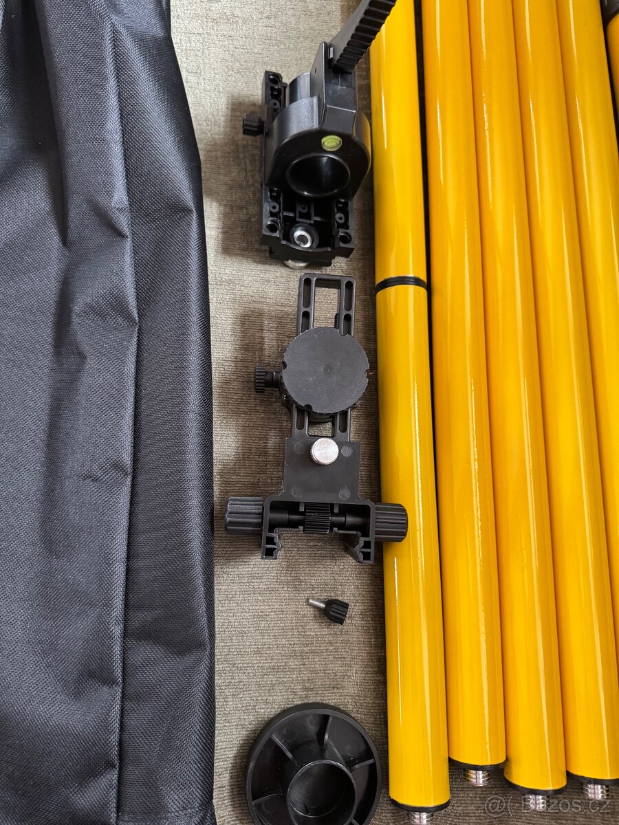 Podpůrný teleskopický stojan, 4,2m - 8