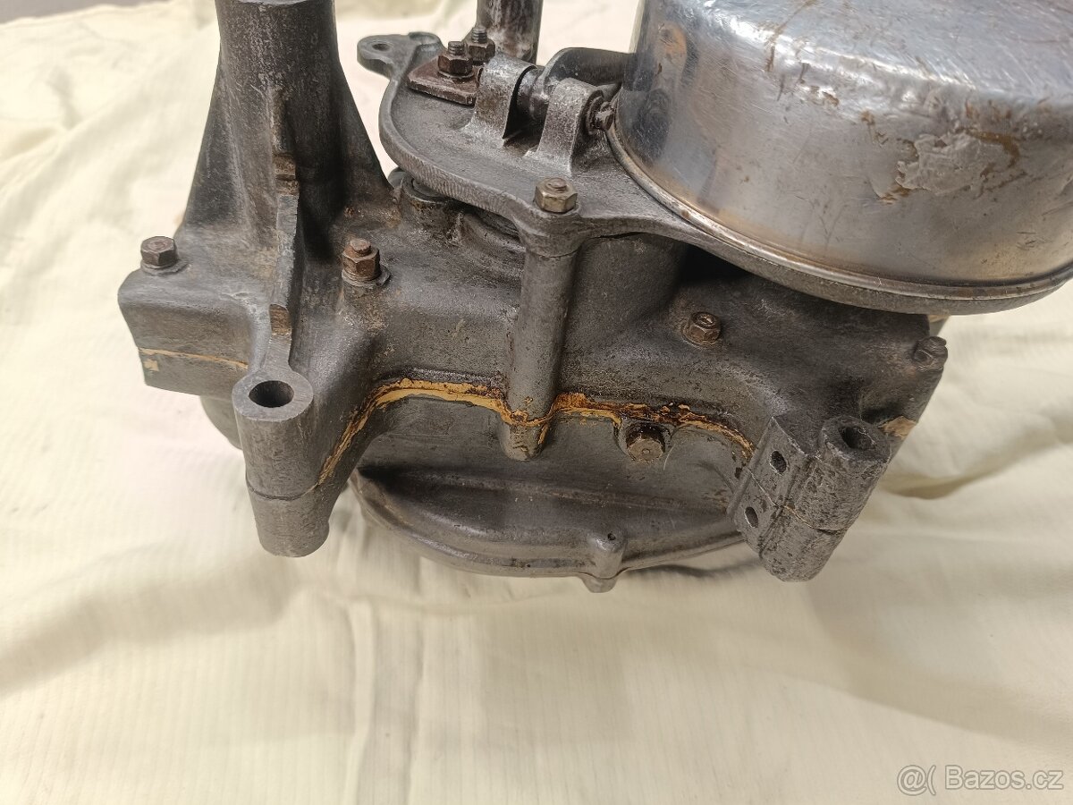 Jawa robot 100 motor prvomodel - 8