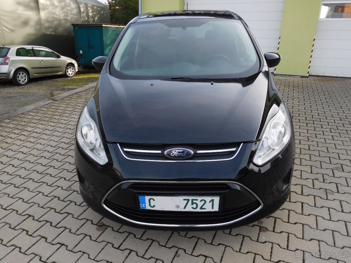 Ford C-Max grand 1,6 benzín - 7 míst - 8