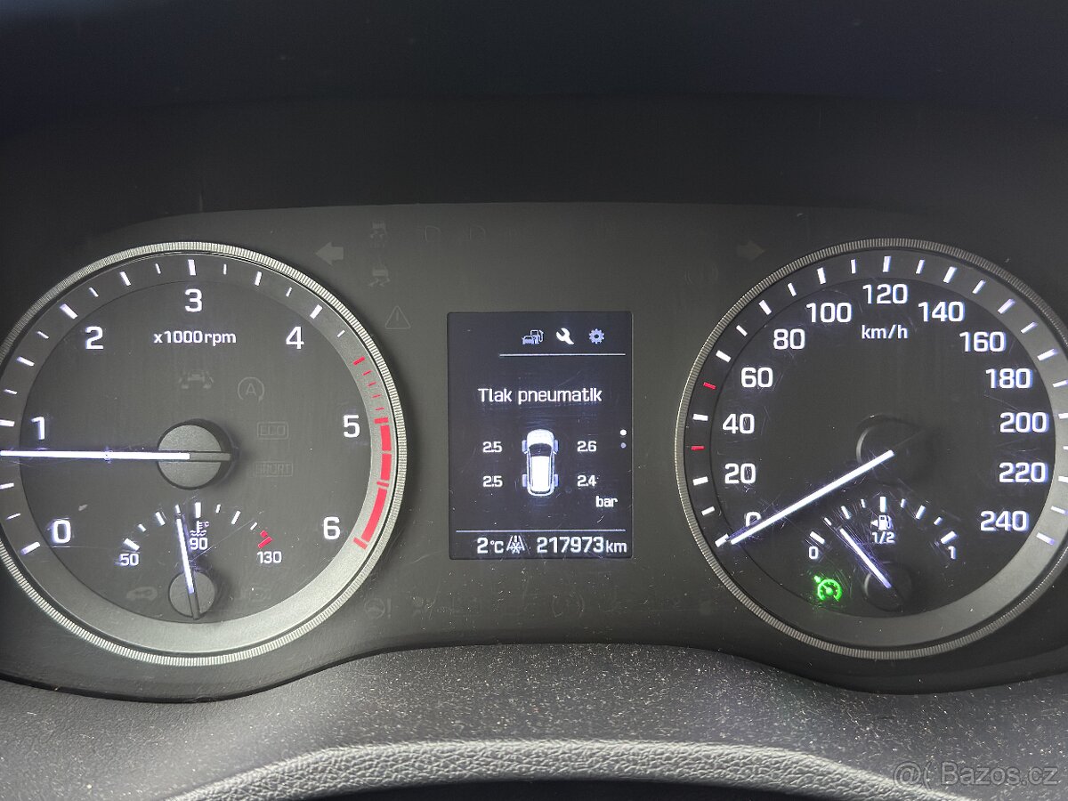 Hyundai Tuscon 2.0CRDi 4x4 - 8