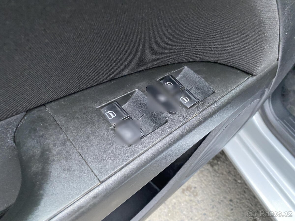 Seat Leon 1.4 TSI , 92 kW benzín, 2012 - 8