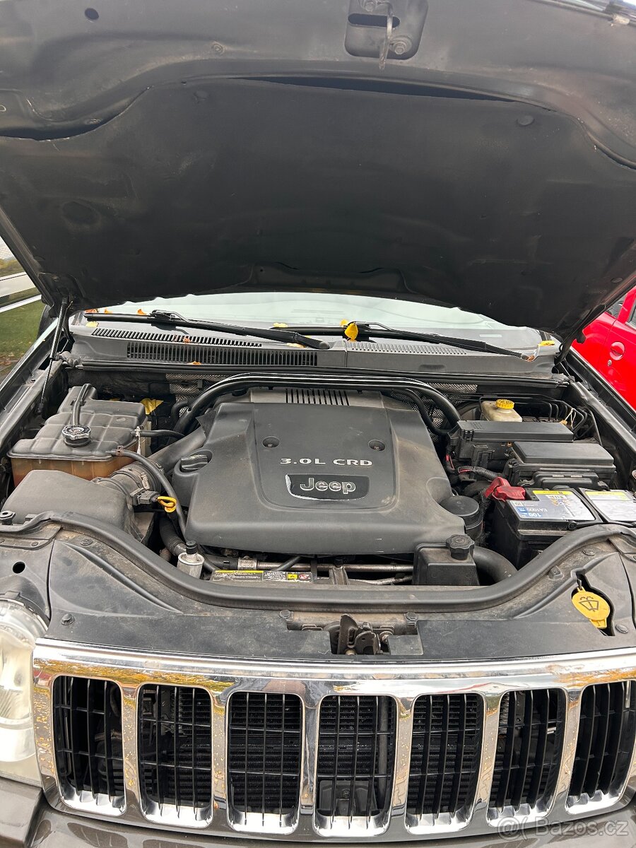 Jeep Grand Cherokee - 8