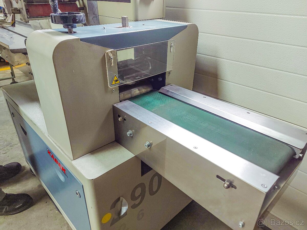 Horizontální balicí stroj Flowpack F250B - 8