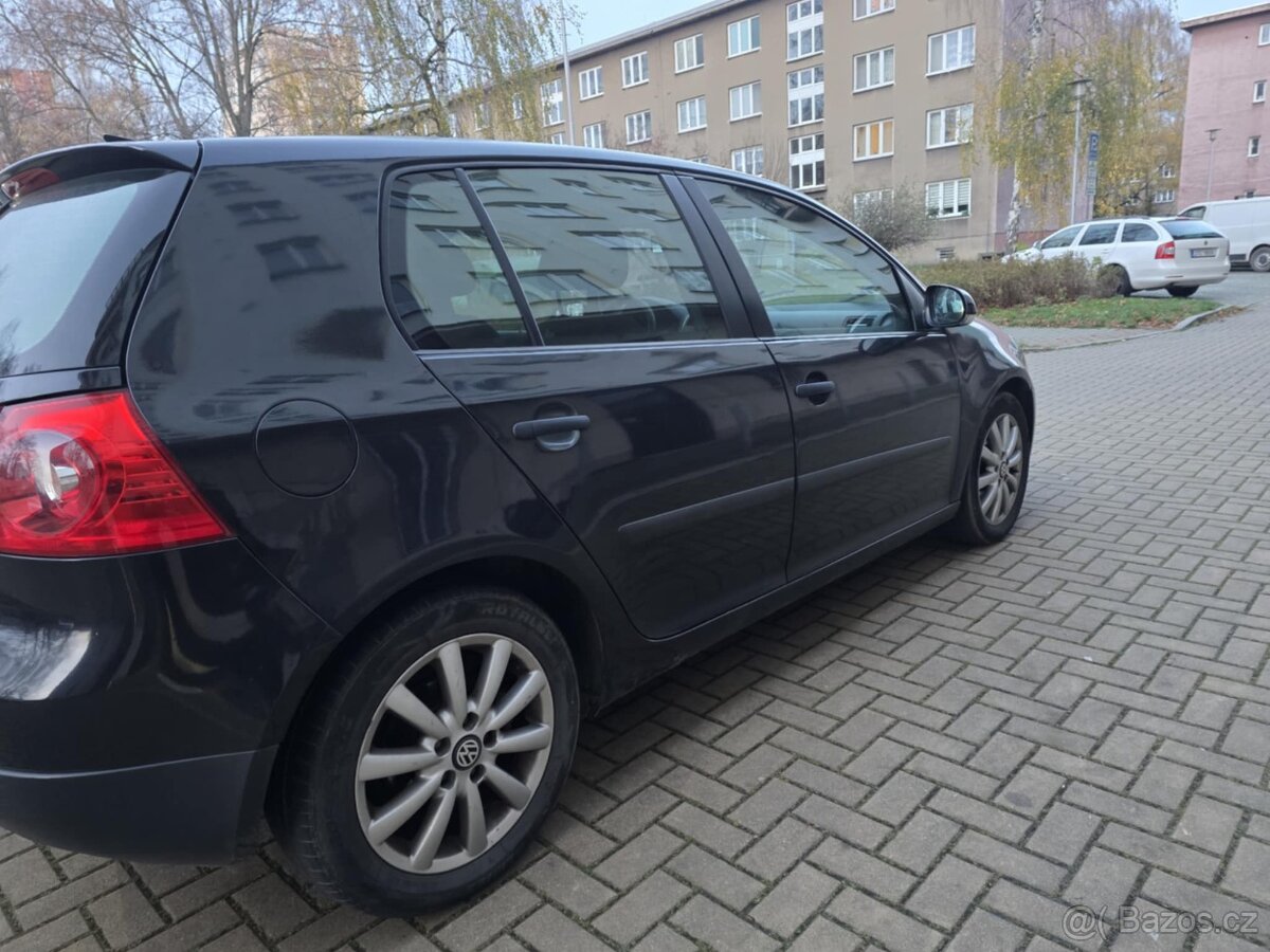 Volkswagen Golf 1.9 TDI-77Kw - 8