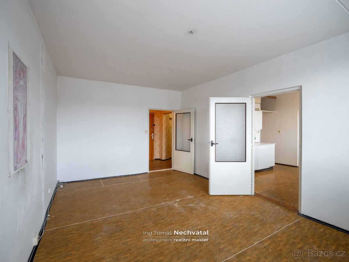 Prodej bytu 3+1 se šatnou a lodžií - BRNO-ŘEČKOVICE - 8