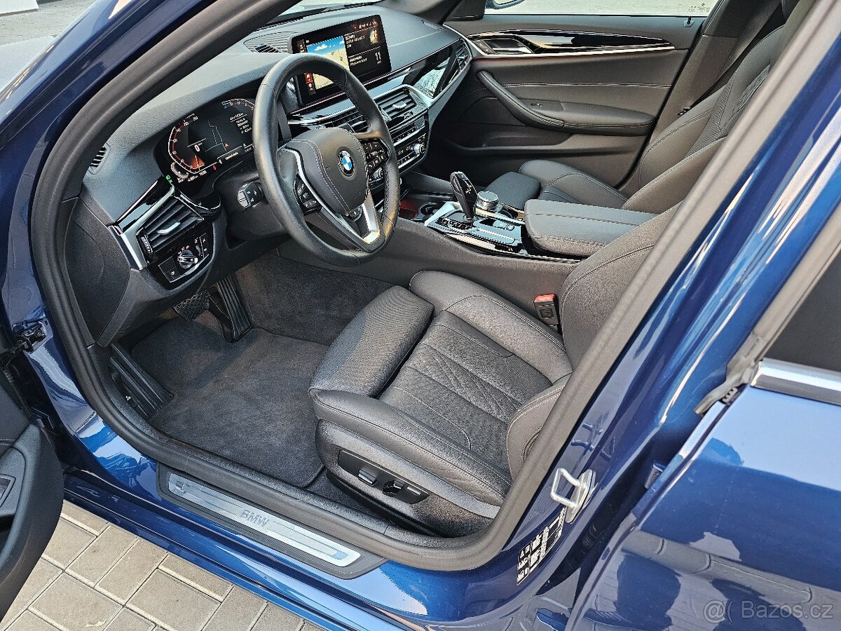 BMW Řada 5, 520d xDrive Touring - 8