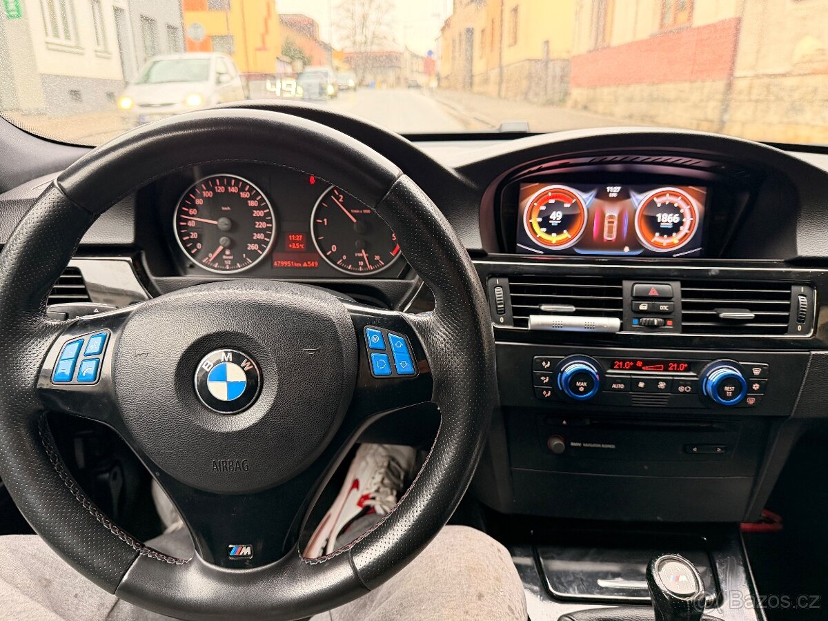 Prodám BMW E91 320D M47 120KW 2006 480xxx - 8