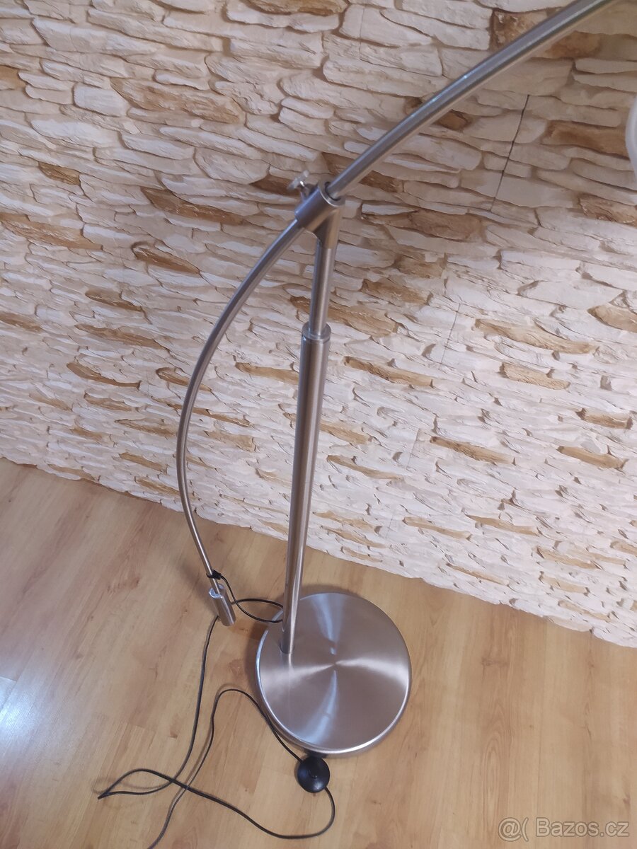 MODERNÍ LAMPA IKEA - 8