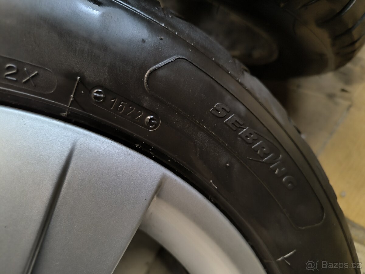 ALU kola Passat Superb 5x112 r17 Originál, pneu 6mm - 8