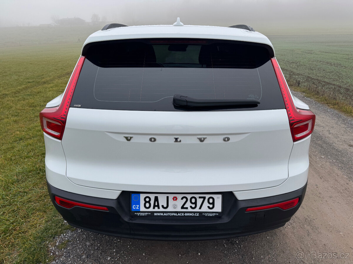 XC40 D3 2.0 110kW AT/8 NAVI LED KOUPENO V ČR ODPOČET DPH - 8