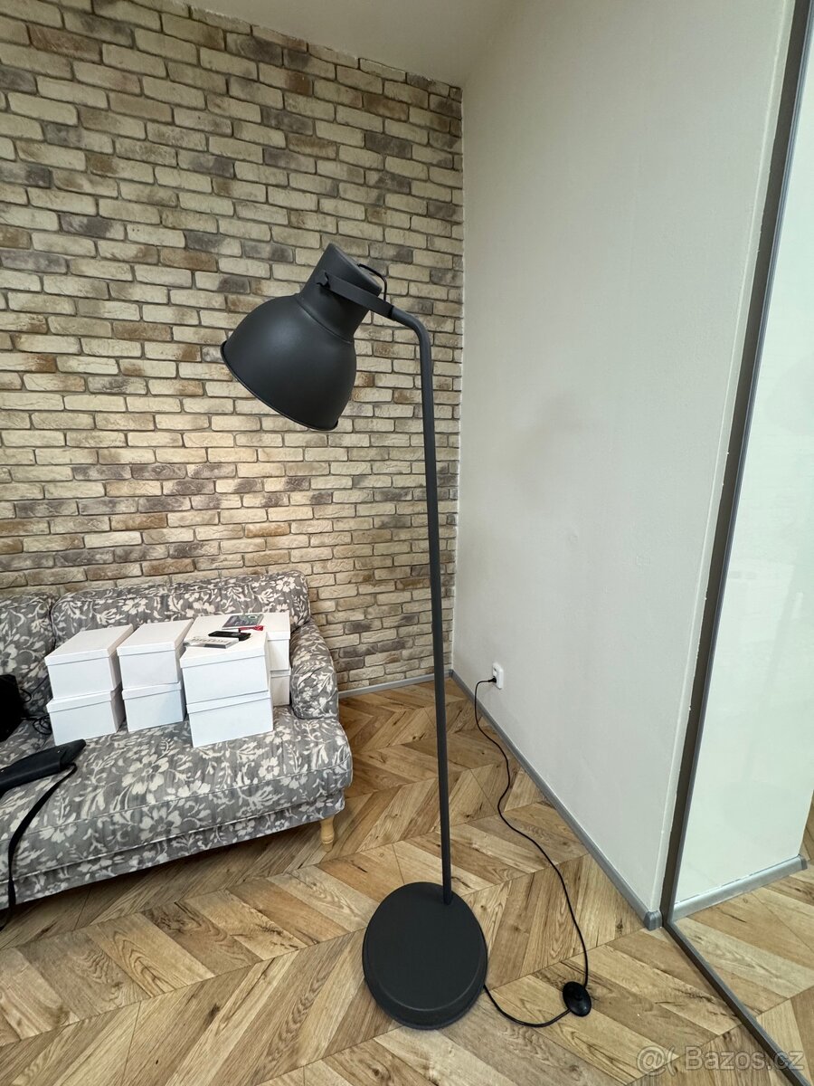 Stojací lampa – industriální styl, antracitová - 8