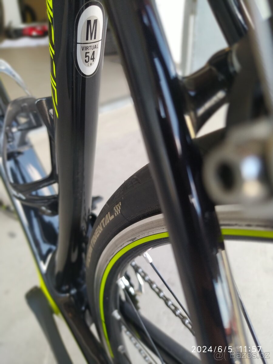 Prodám silniční carbon kolo Scott - 8