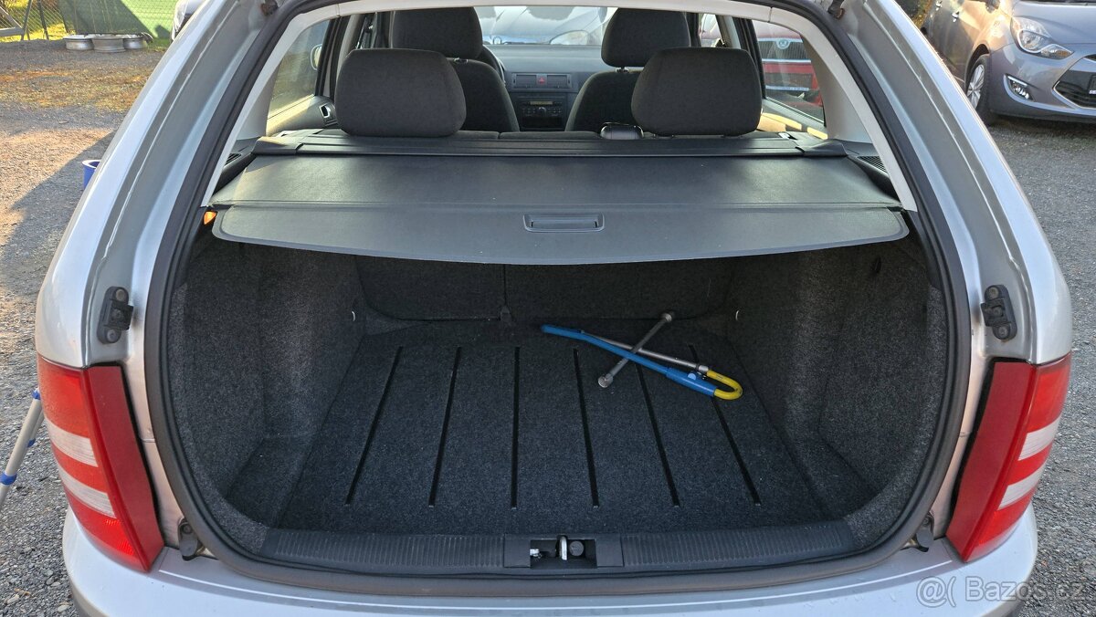 ŠKODA FABIA KOMBI 1.4 16V AMBIENTE 1MAJITEL - 8