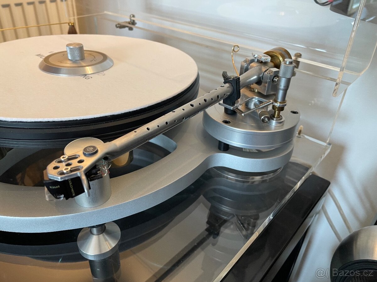 luxusní gramofon J.A. Michell Engineering GYRO DEC - 8